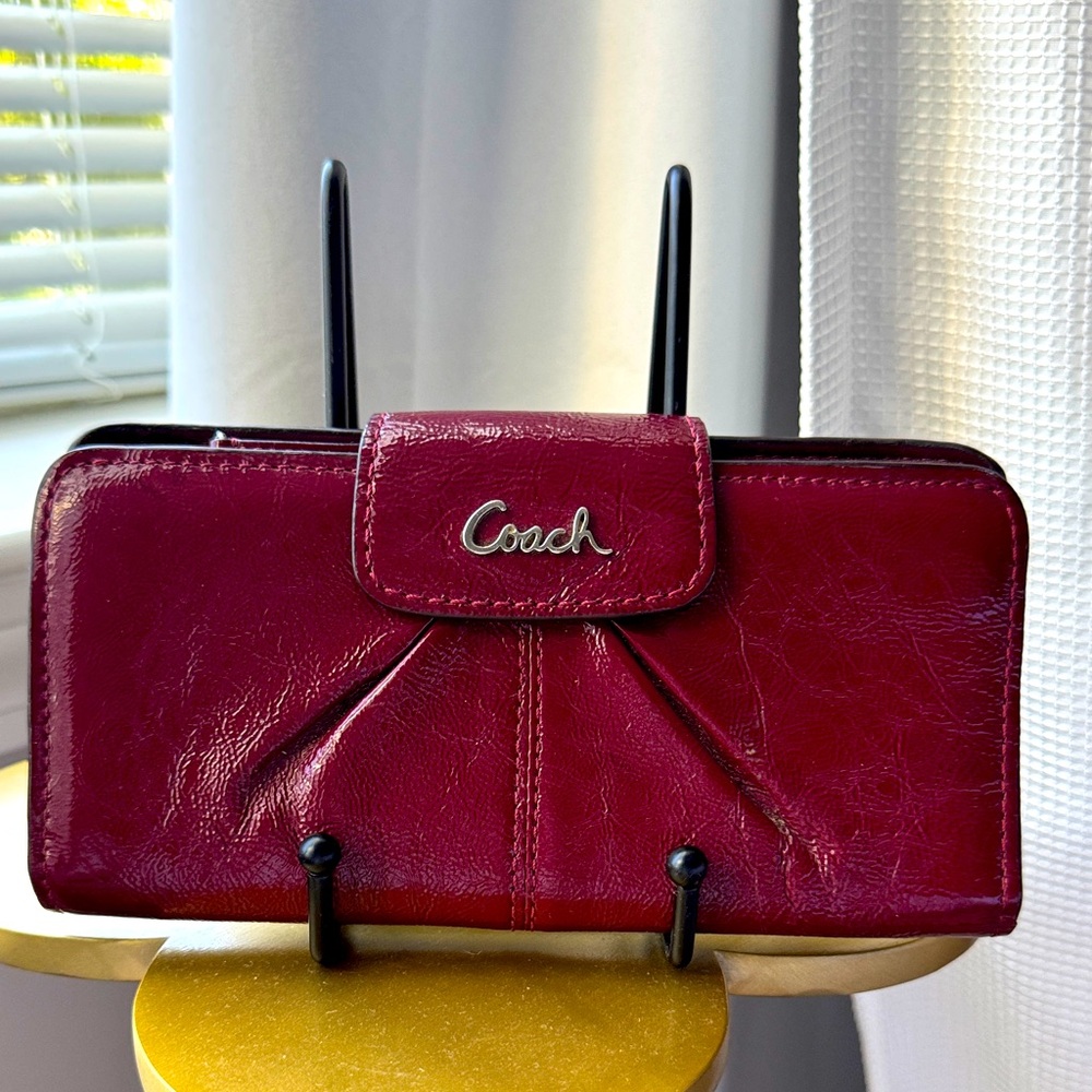 Rare Vintage Coach Deep Cherry Red Leather Wallet